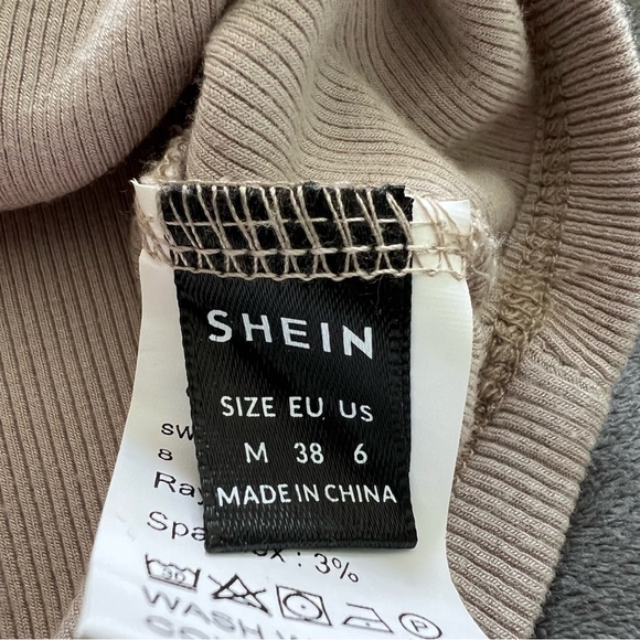 Shein Beige Mock Neck Crop Top Size M - Picture 6 of 7